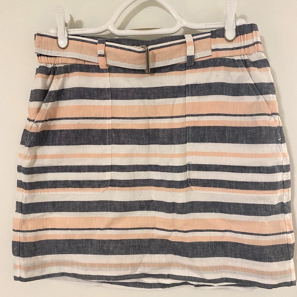 Cute striped skirt, pockets